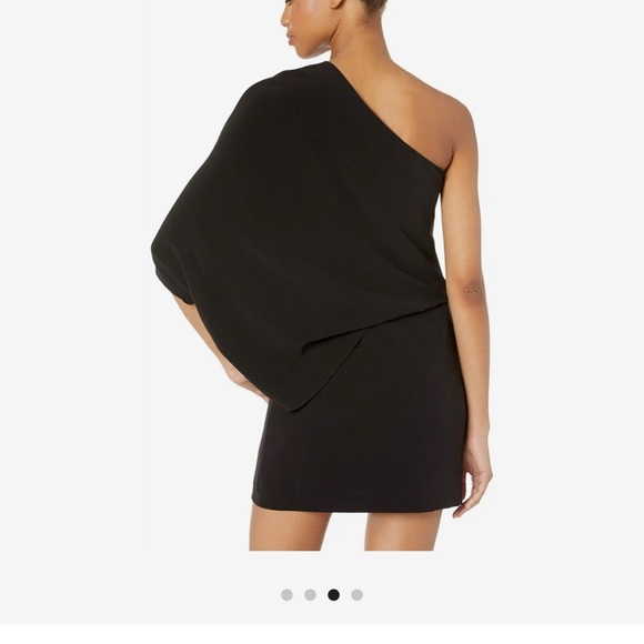 Halston
Dress
Women's
One Shoulder Asymmetrical Sleeve - Picture 9 of 9